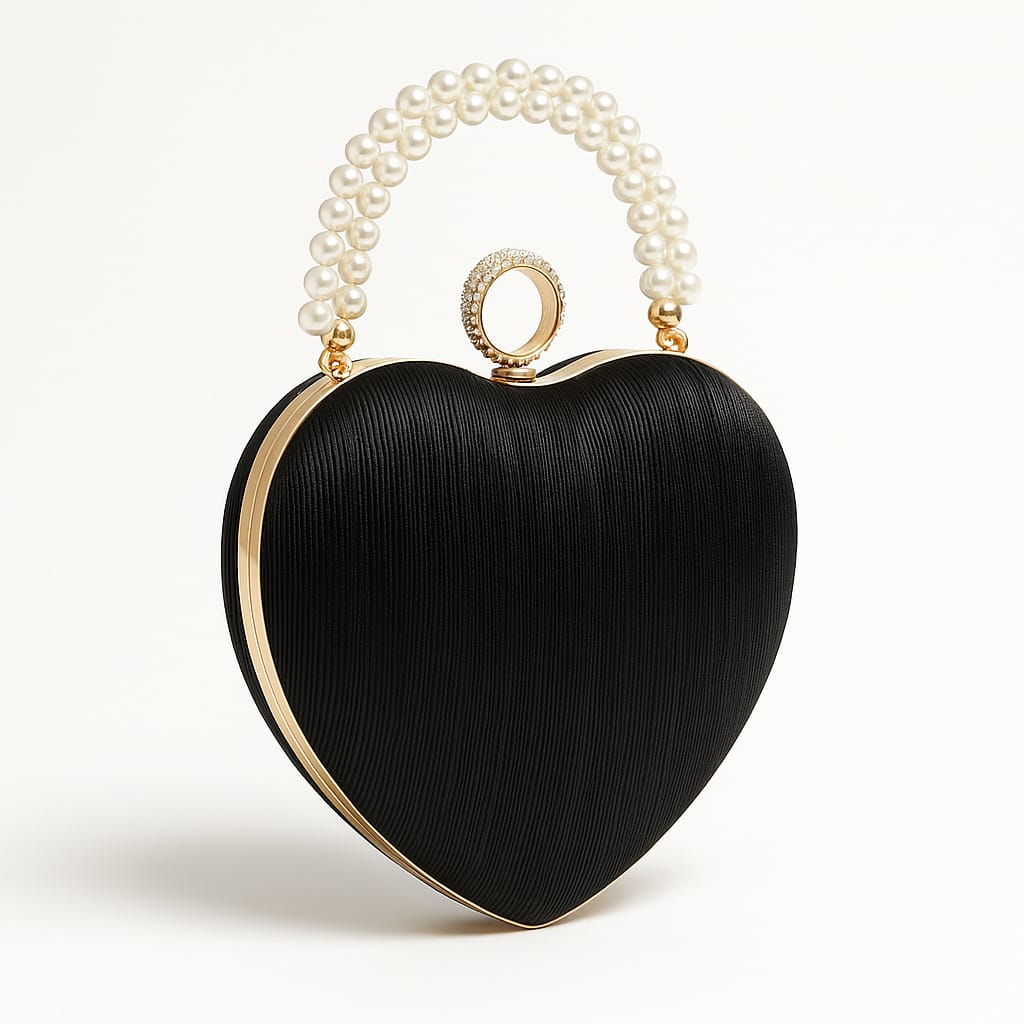 Heart Clutch - Image 4