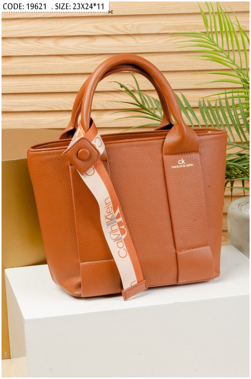 Metro Chic Carryall - Image 2