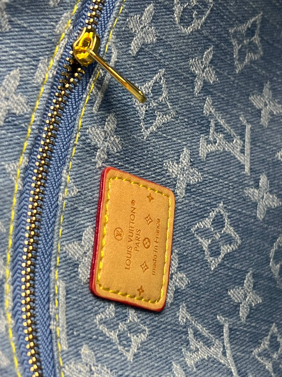 Denim Tote Elegance - الصورة 5