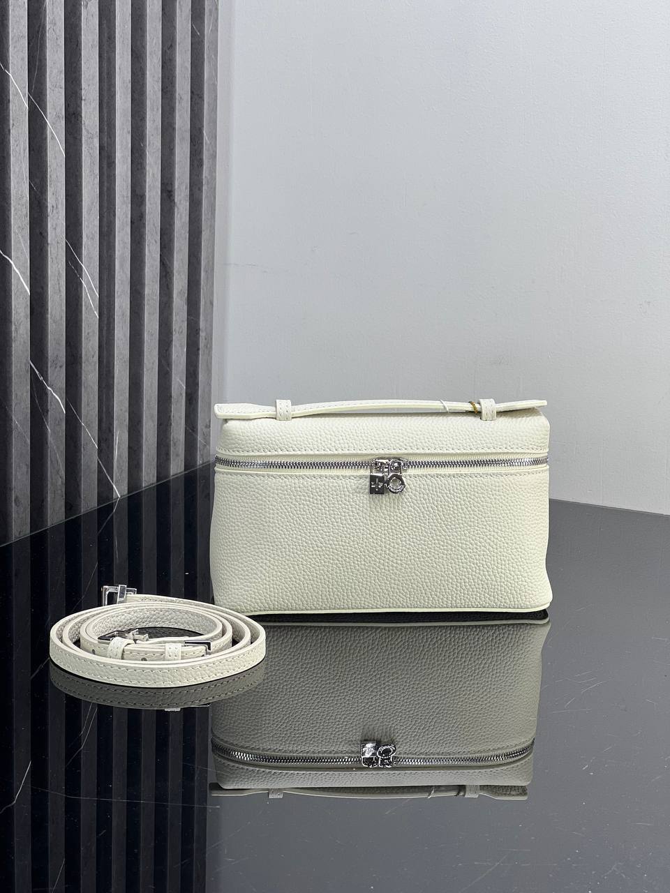 Loro Piana - Image 11