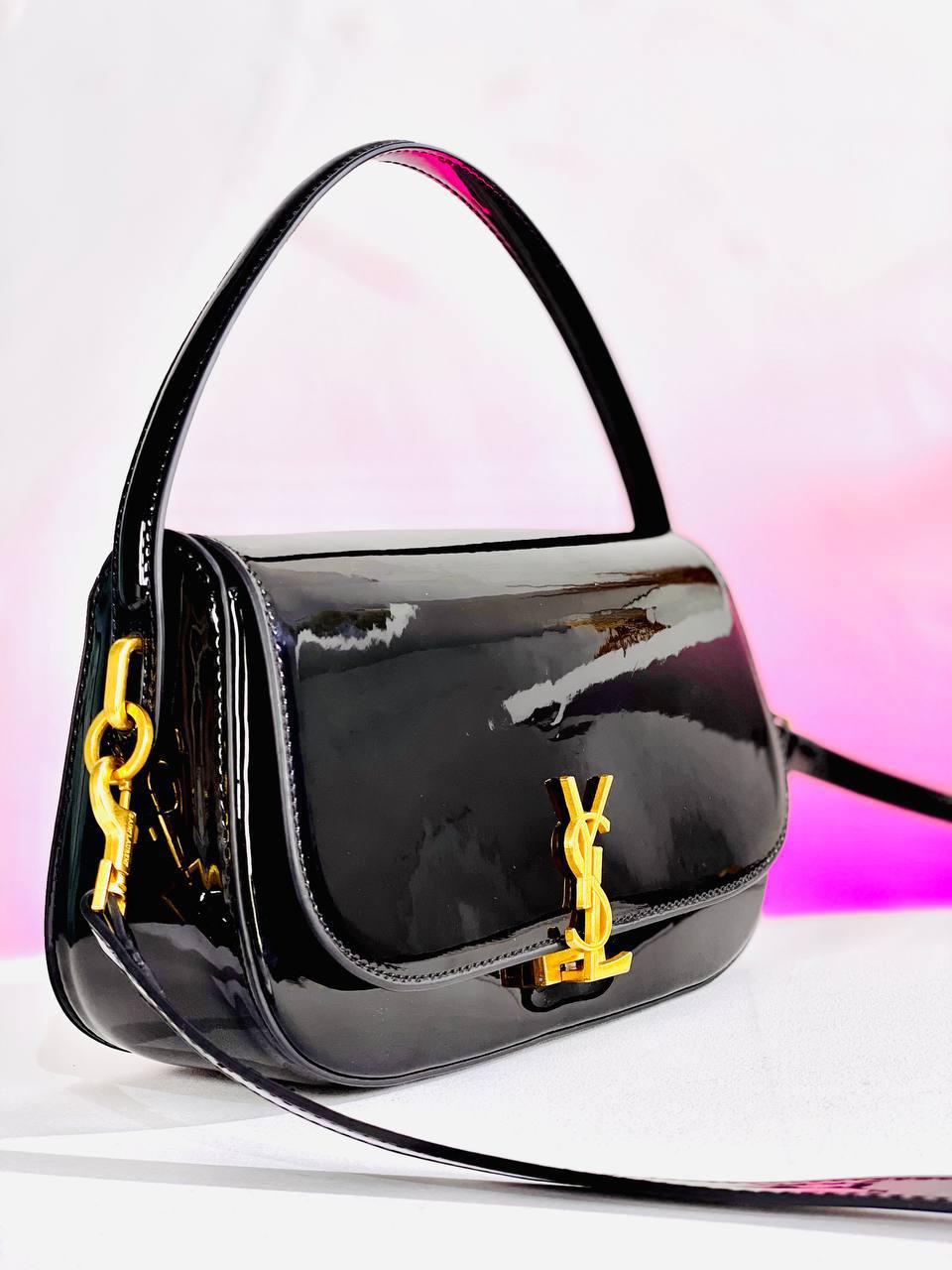 Timeless Chic - Image 2