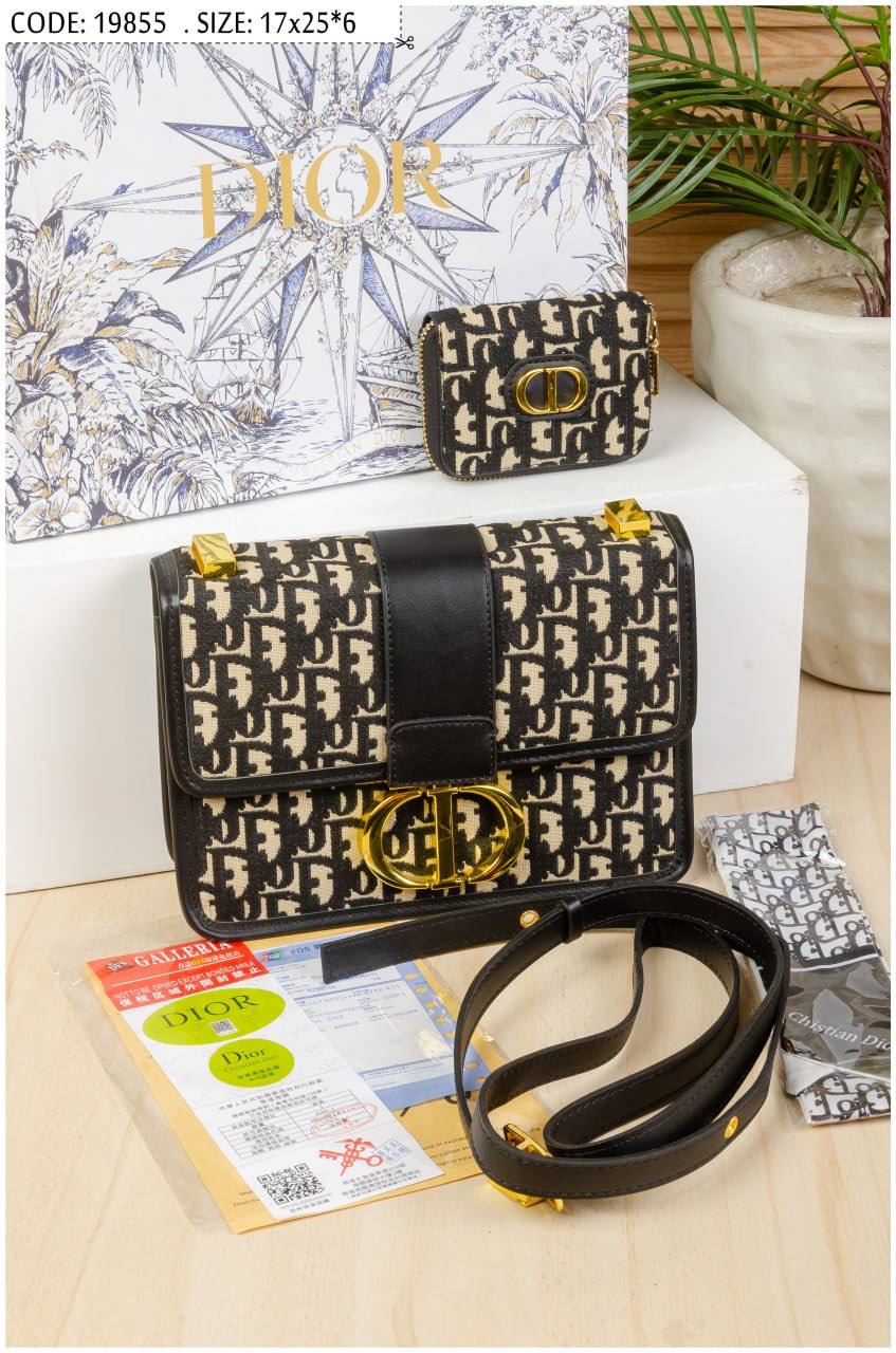 Royal Monogram - الصورة 6