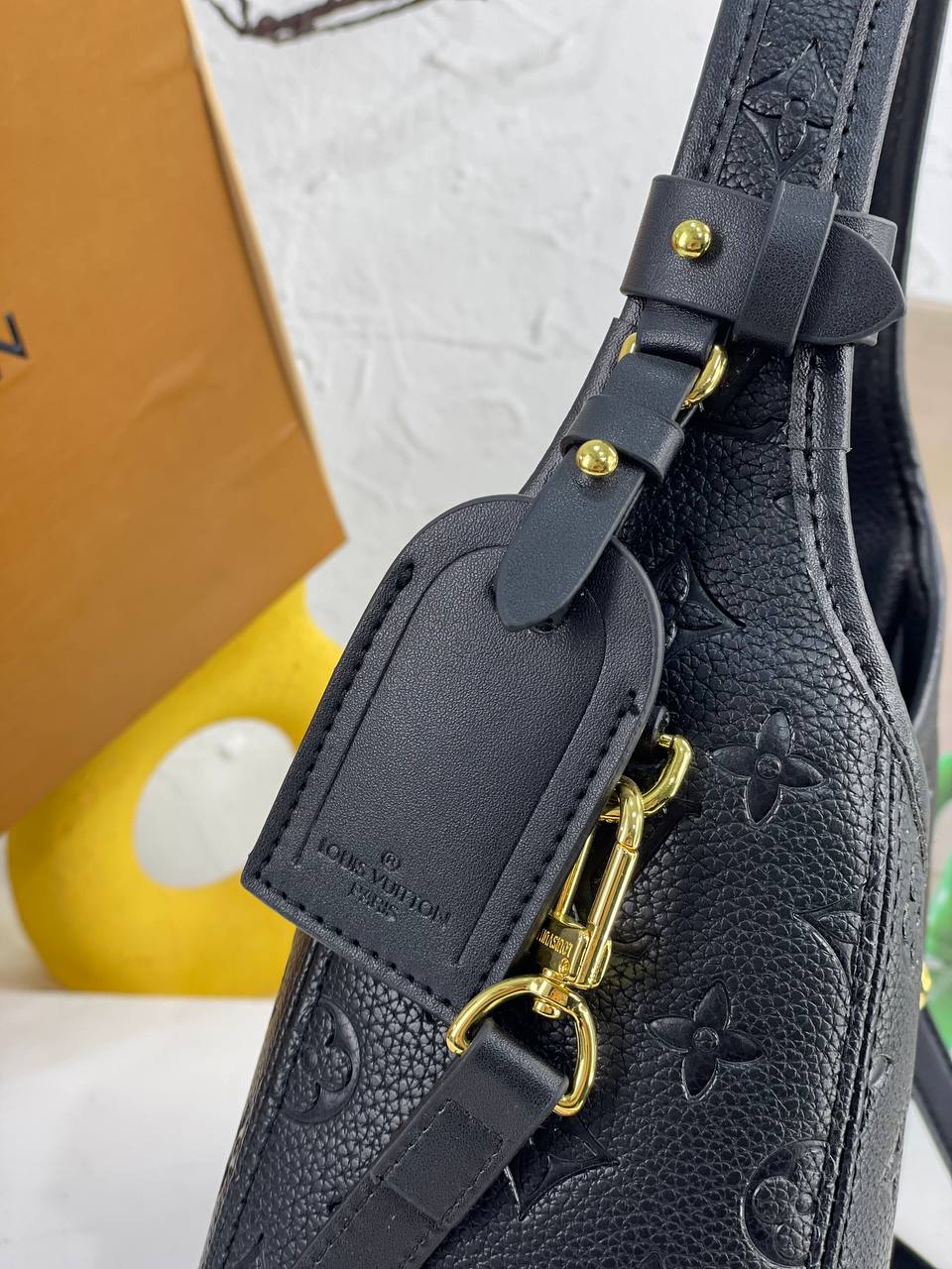 LV GANRO BAG - Image 5