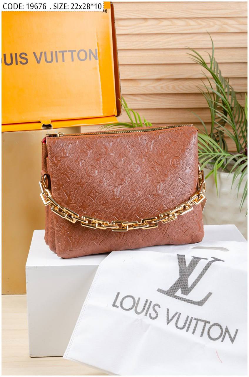LV FIAFO BAG - Image 6