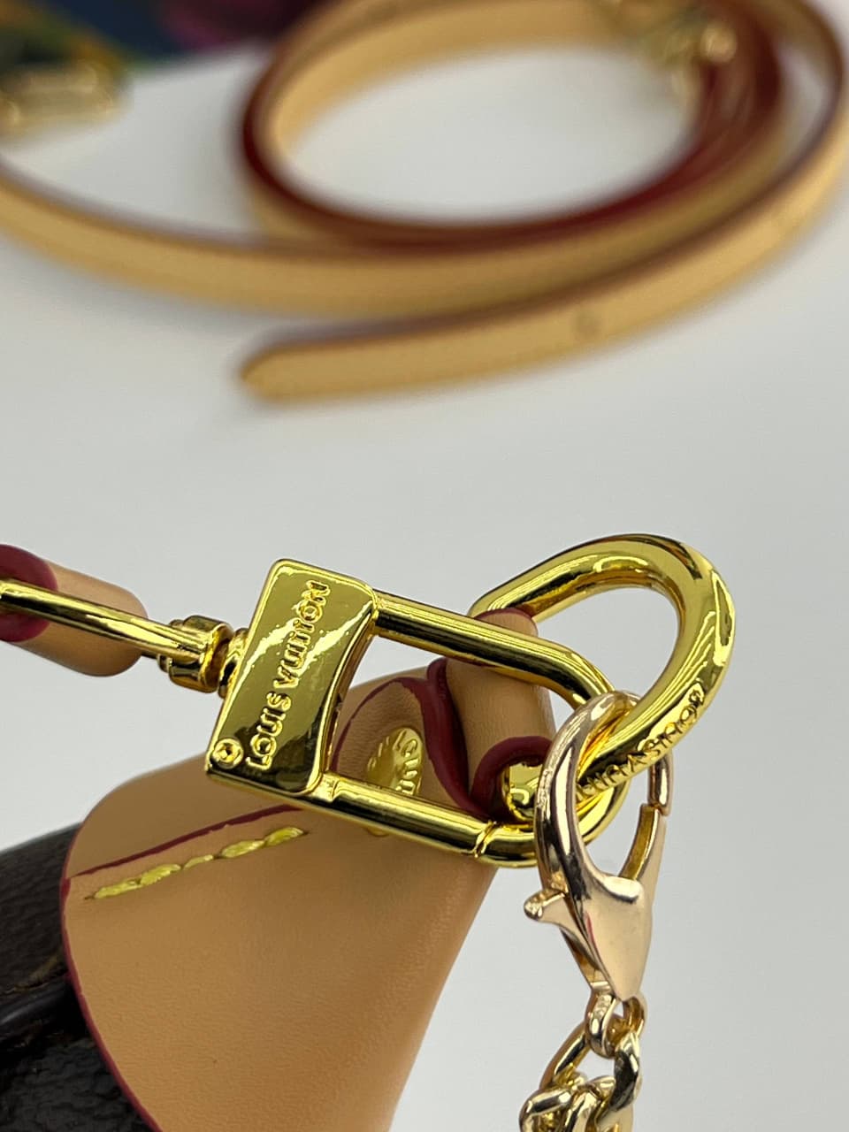 LV ERO BAG - Image 11