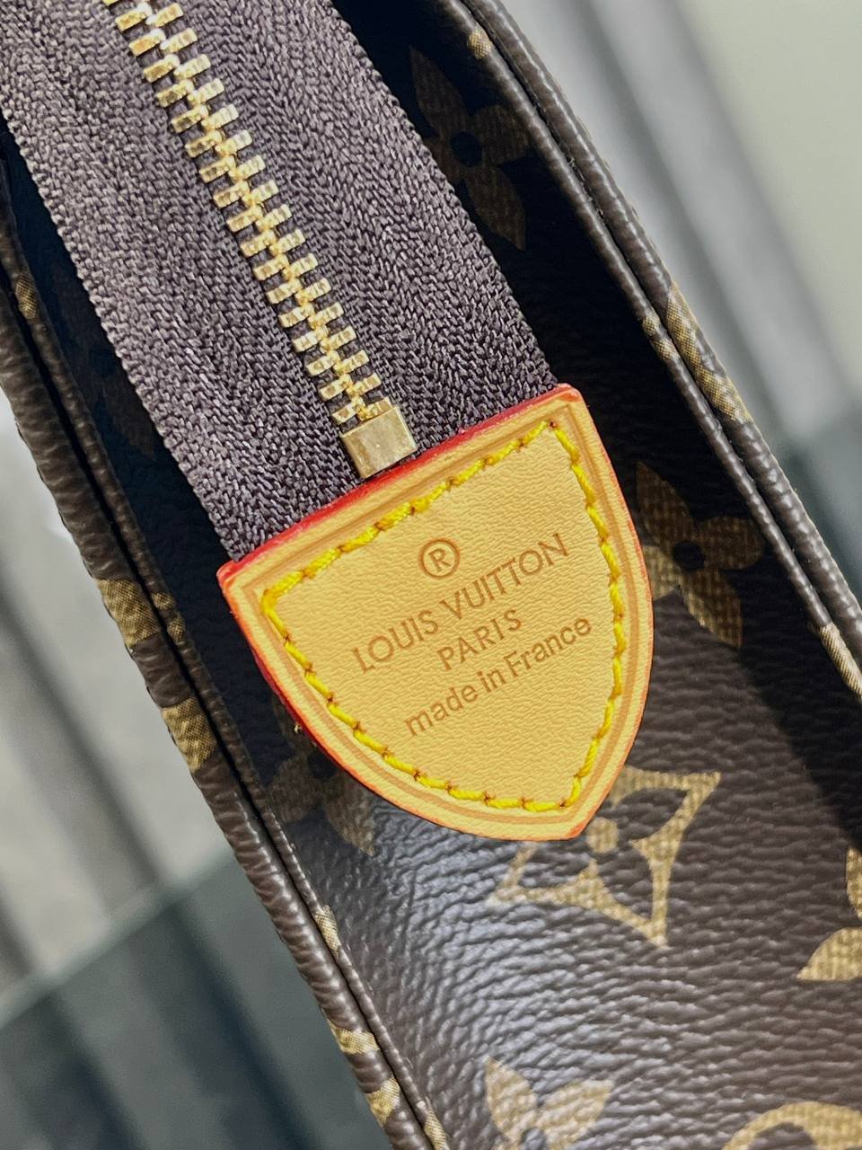 Louis Vuitton Monogram Toiletry Pouch -FOR029 - Image 5